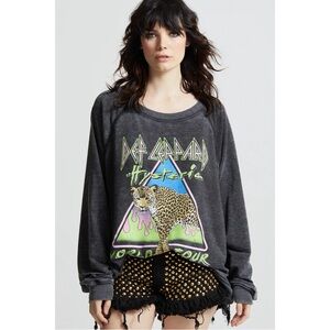 Recycled Karma Def Leppard Hysteria Tour Graphic Sweatshirt Distressed Sz Medium